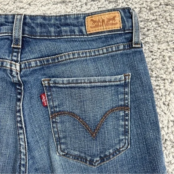 Levi's Jeans Womens 28 Mid Rise Skinny Regular Wash Casual Clean Party Denim - Picture 5 of 5